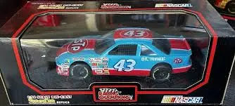 1:24 Richard Petty Stock Car 1
