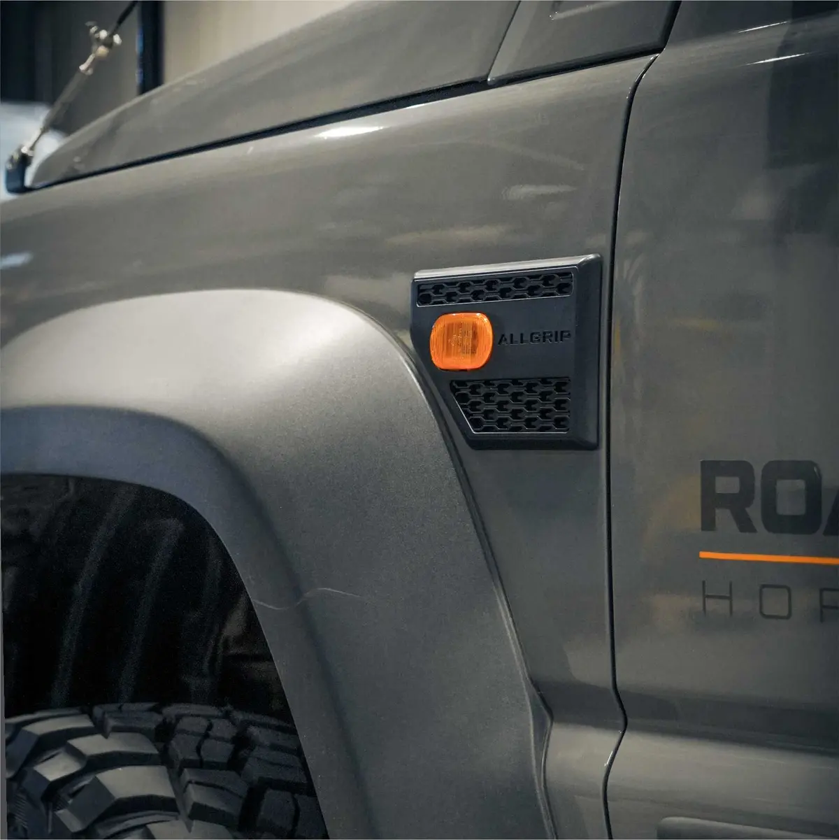 Roaming Horizons Indicator Panel Set (Jimny Year 2018+) 1