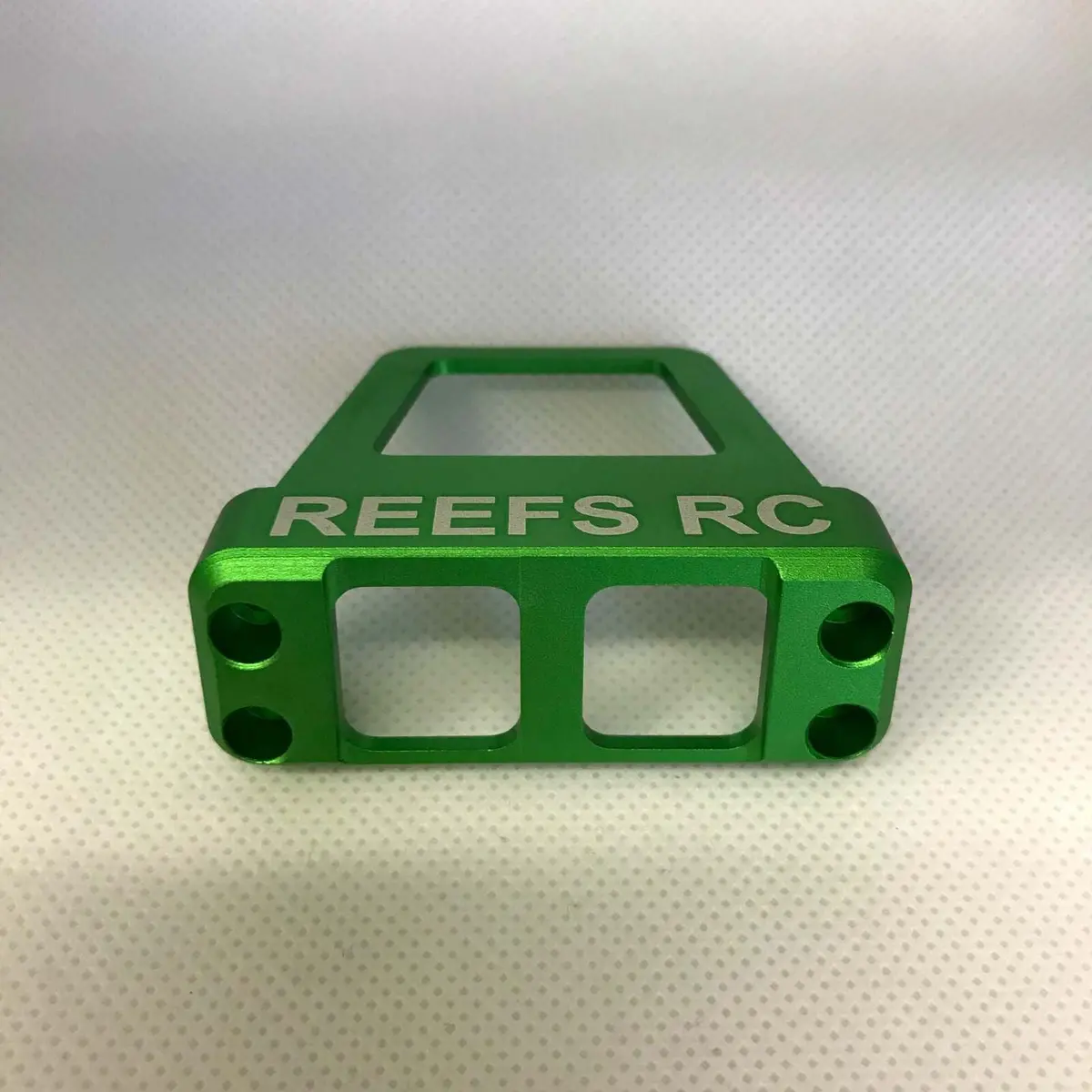 Sehreefs19 Servo Shield, Green 1