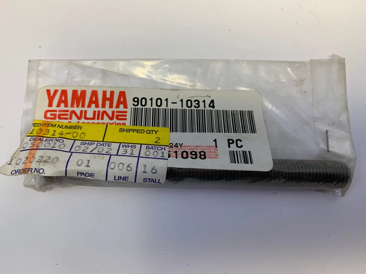 Yamaha Track Bolt 1