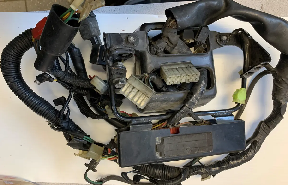 V65 Sabre Wire Harness 1