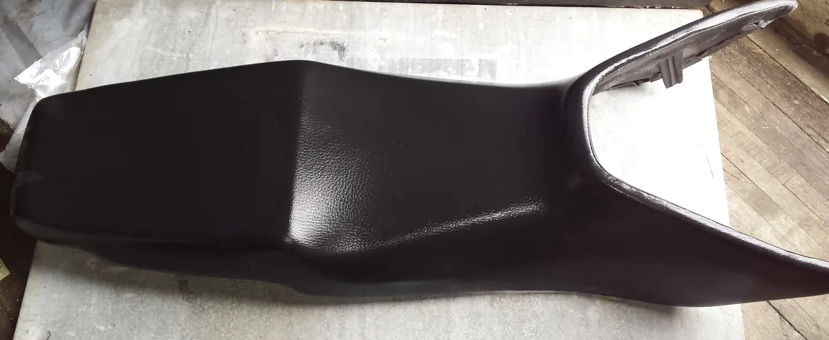 1990-1991 Vfr750f Seat 1