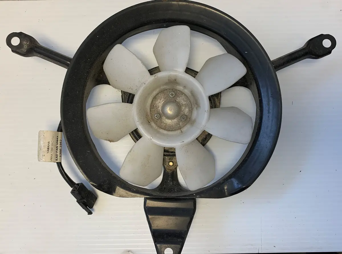 V-Max 1200 Vmx 1200 Rad Fan 1
