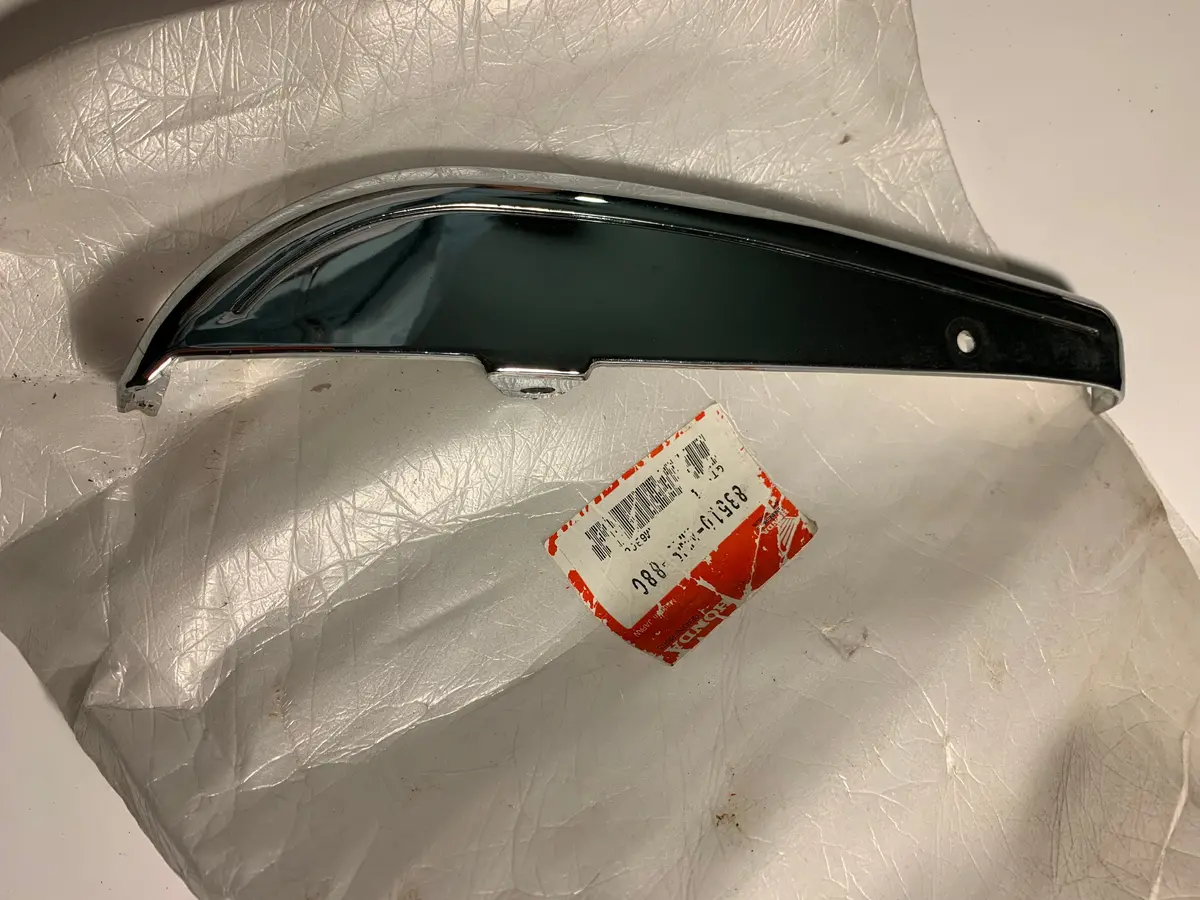 Vt1100c Shadow Outer Side Cover 1