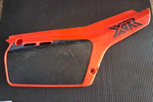 1982 Xr200r Right Side Cover 1