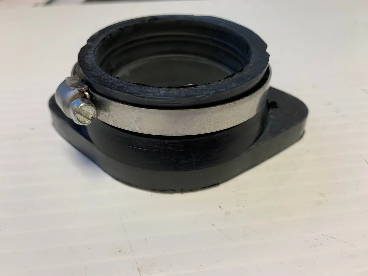 Yamaha Snowmobile Carb Flange 1