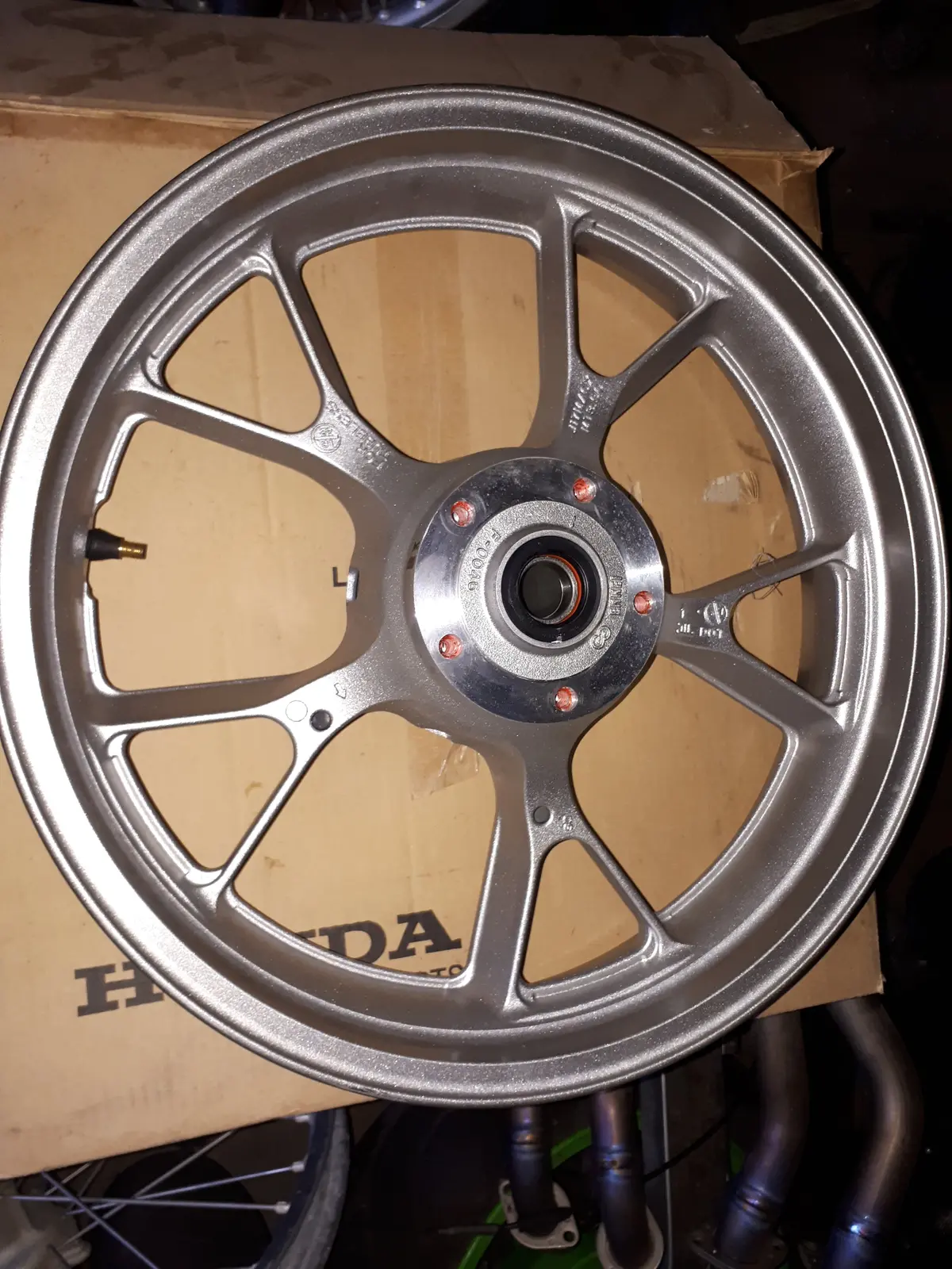 Zx14 , Zg 1400 Concours Front Wheel Front Rim 1
