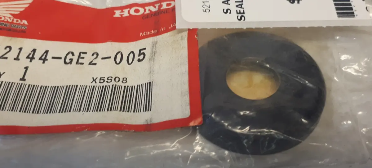 Swingarm Cap Dust Seal 1