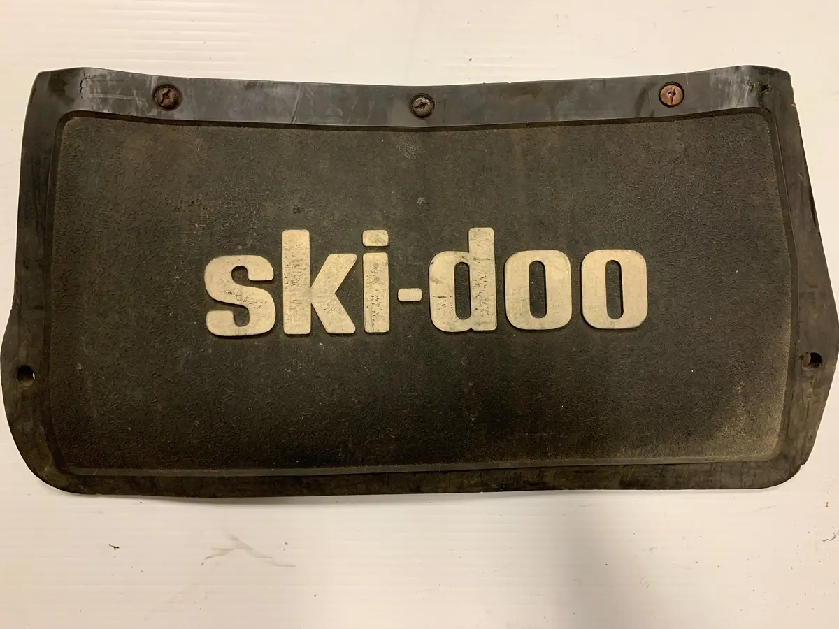 Skidoo Blizzard Snow Flap 1