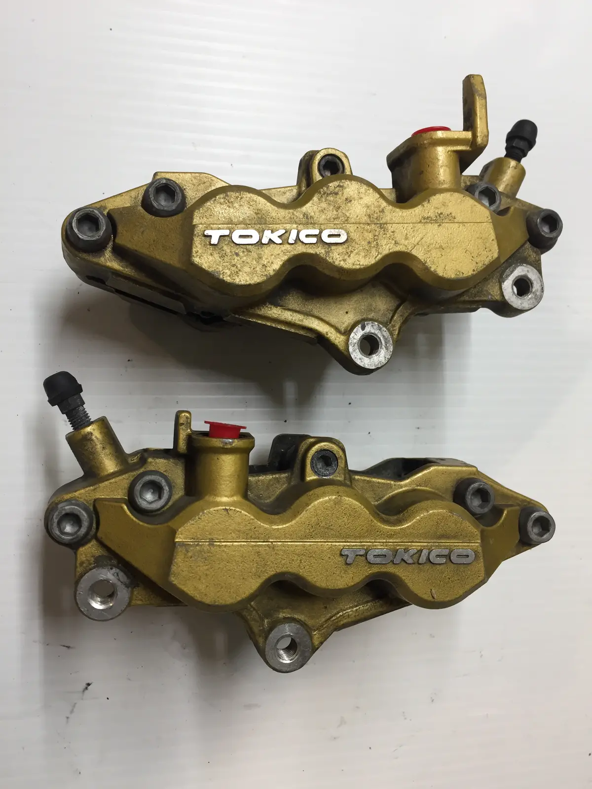 Gsx-R 1000 Fr Brake Calipers 1