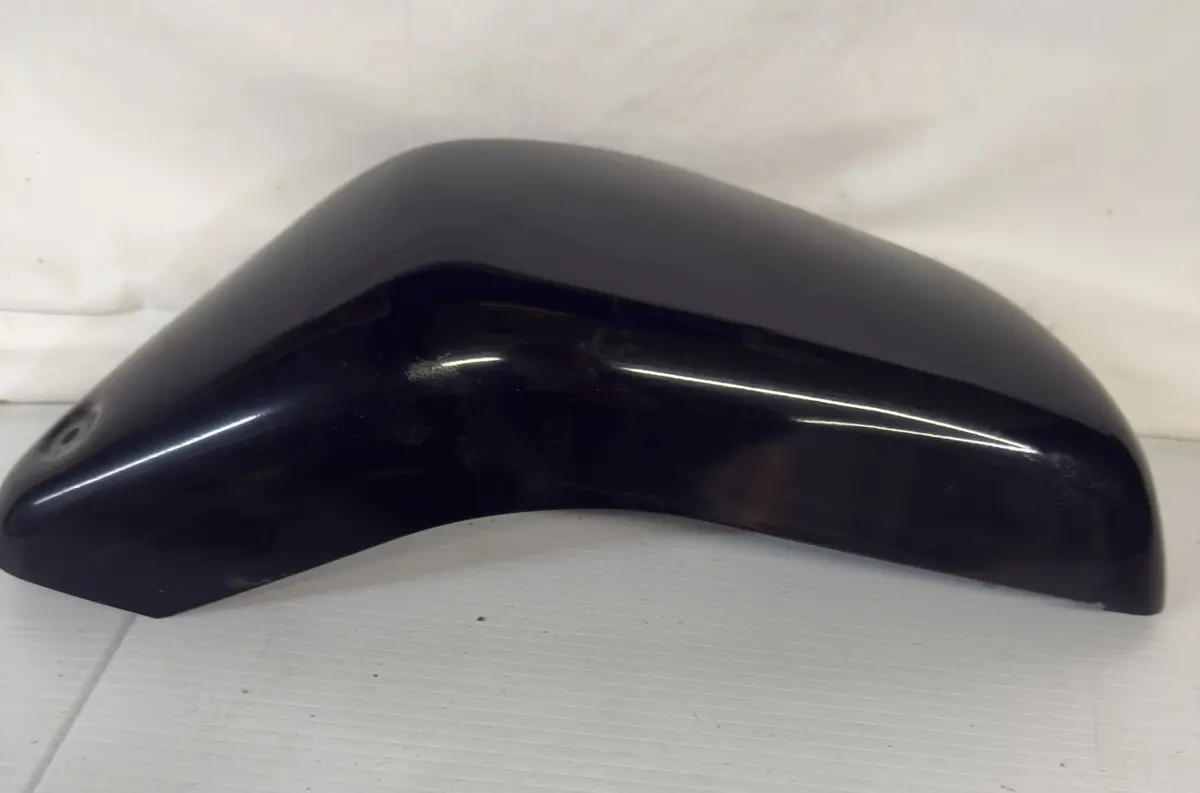 C90, Intruder 1500 Right Side Cover 1