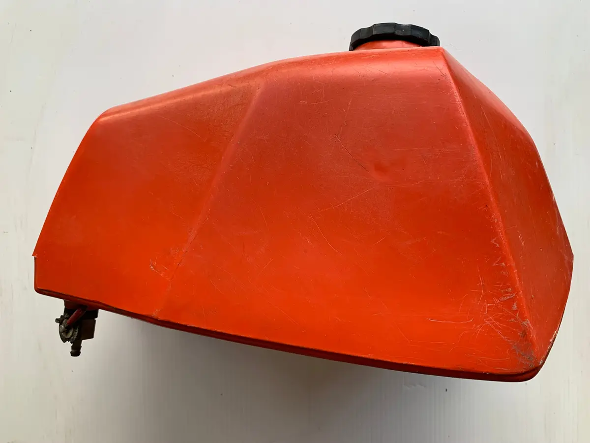 Can Am 250 Qualifier Gas Tank 1