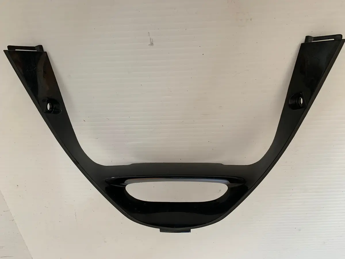 Cbr1000rr Center V Cowl 1