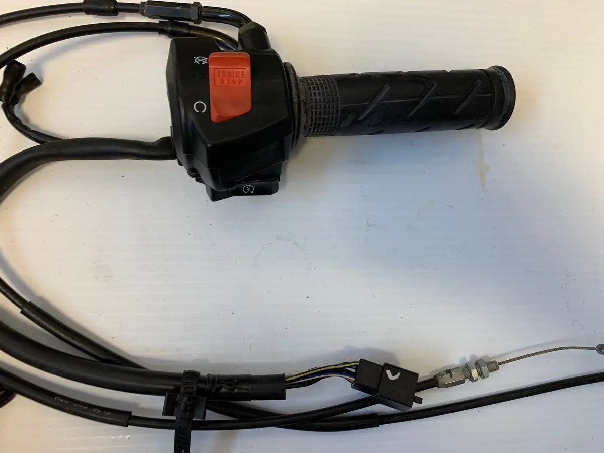 Cbr600rr Right Handlebar Switch 1