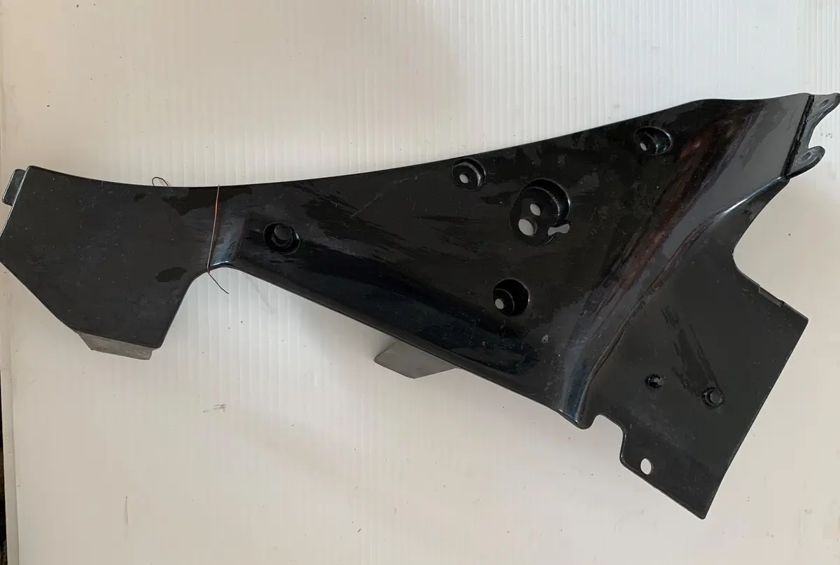 Cbr900rr Right Inner Cowl 1