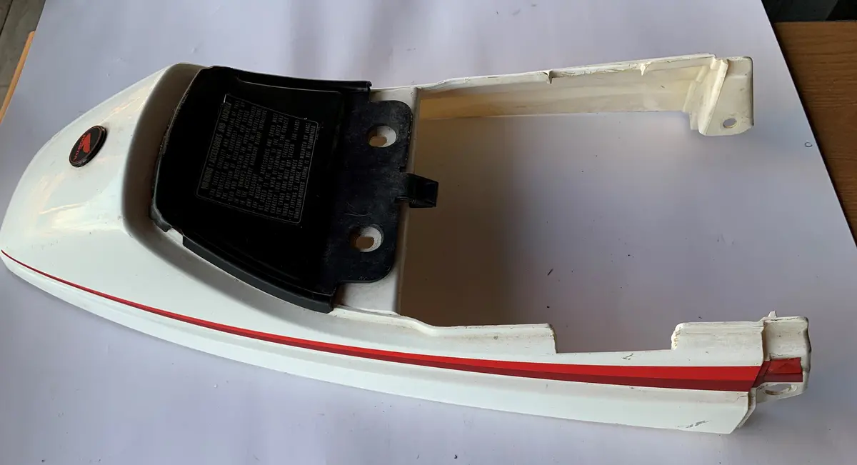 Cbx 250 Seat Cowl 1