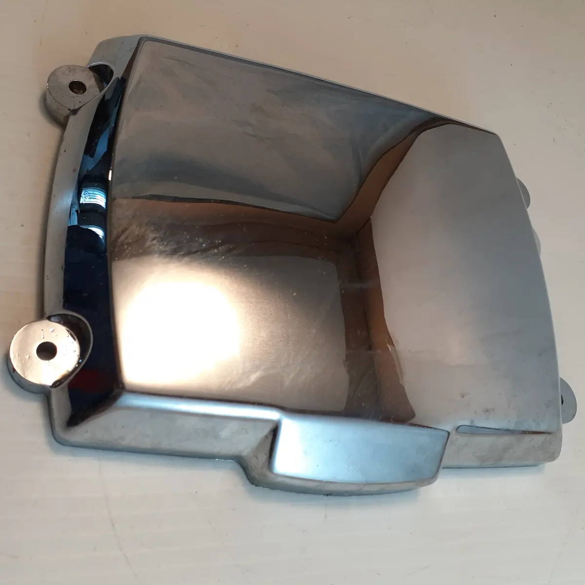 V-Star 650 Cylinder Head Cover 1