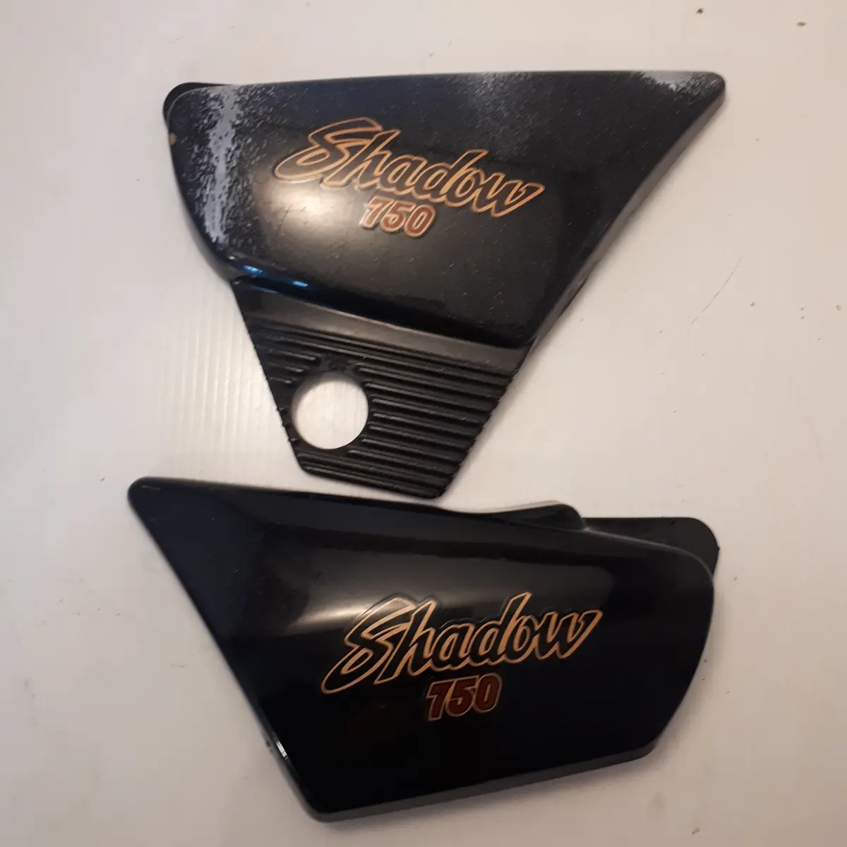 1984 Vt750c Shadow Side Covers 1