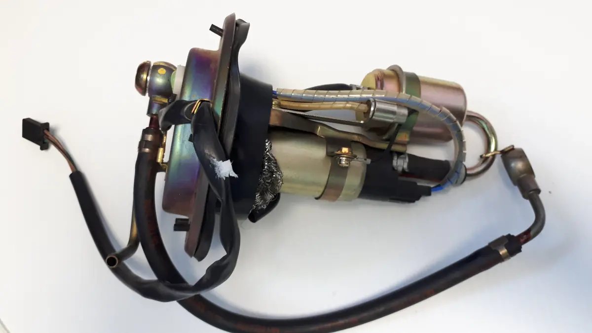 Cbr 954 Fuel Pump 1