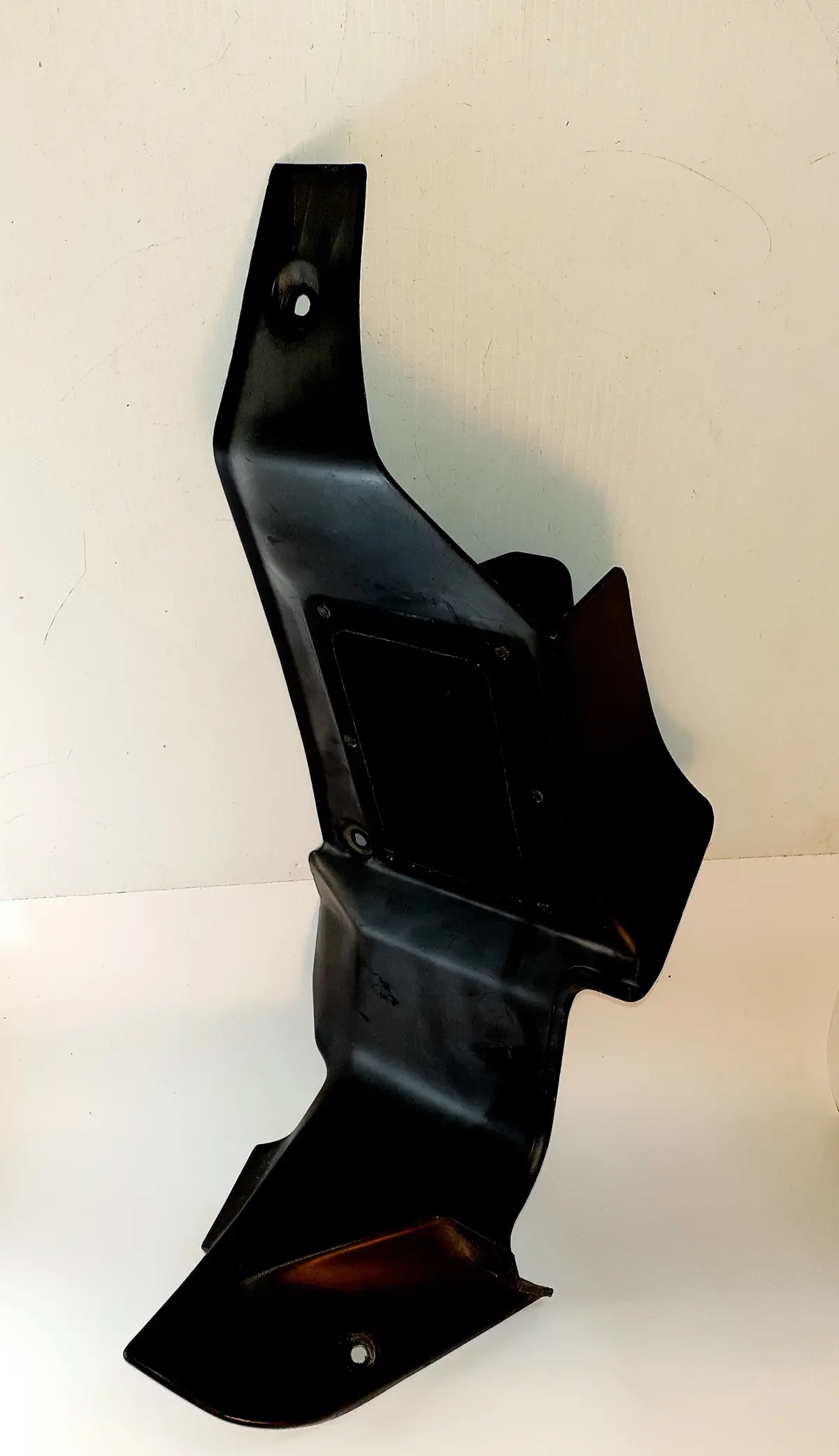 Concours Right Inner Cowl 1
