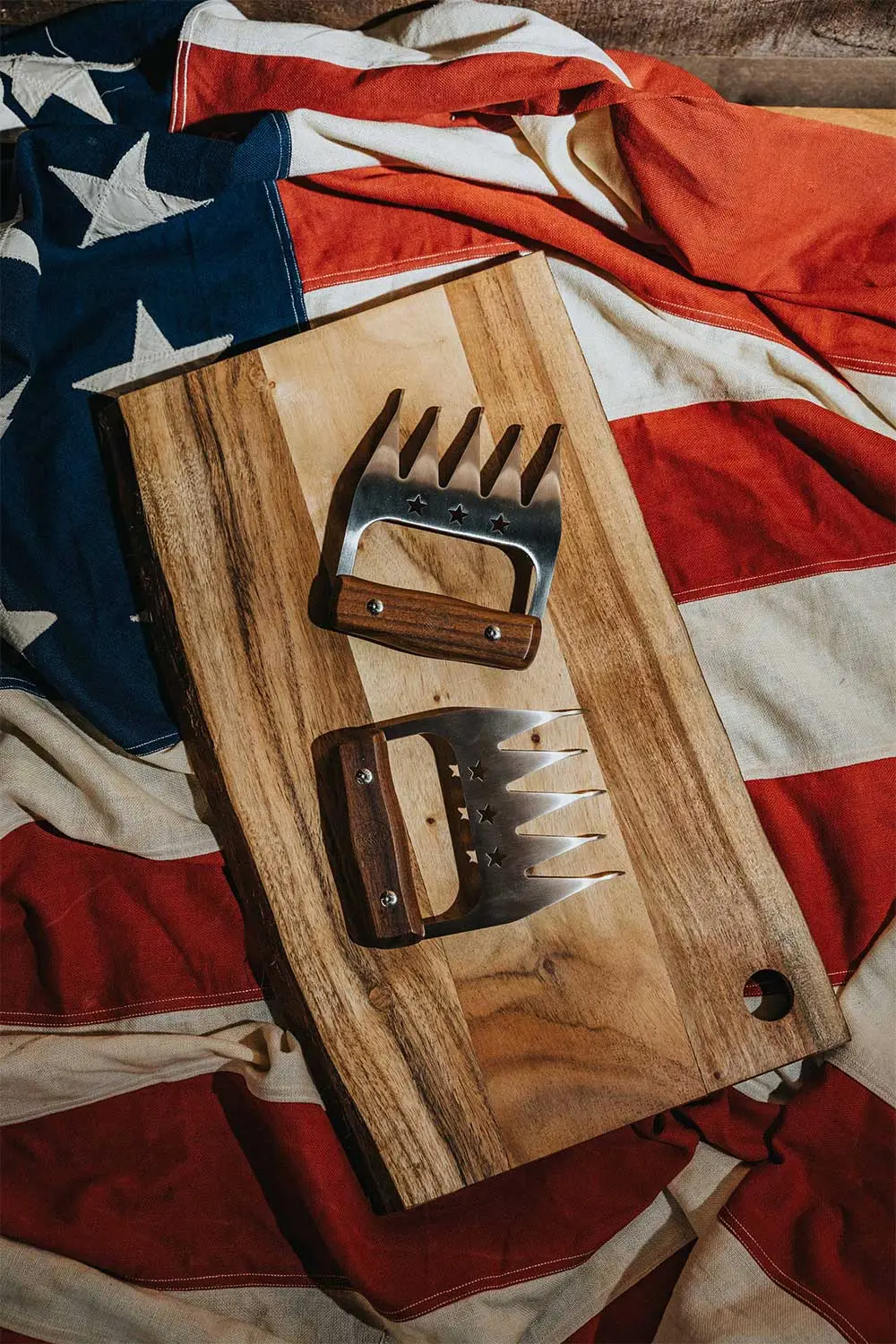 Grill Sergeant Shark Teeth Meat Claws 1