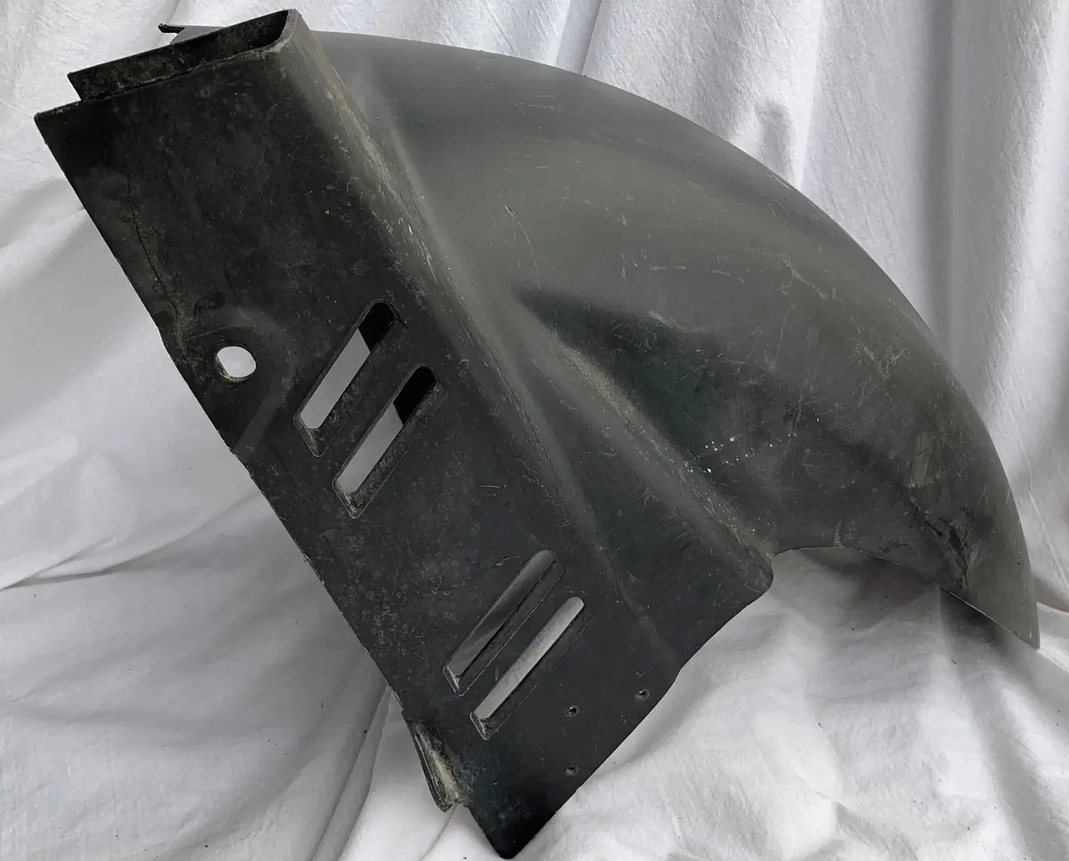 Gsx-R 750/1100 Rear Lower Fender 1