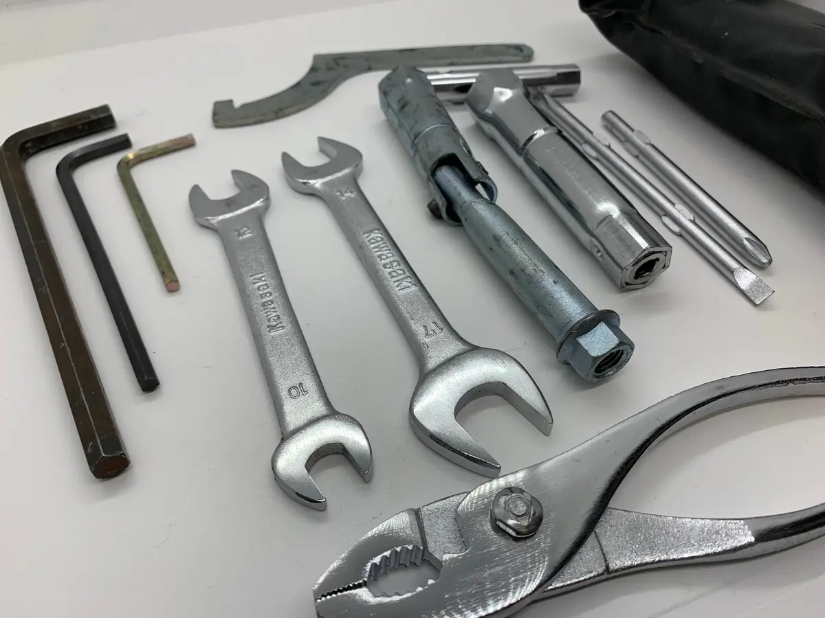 Zx12r Zx14r Tool Kit 1