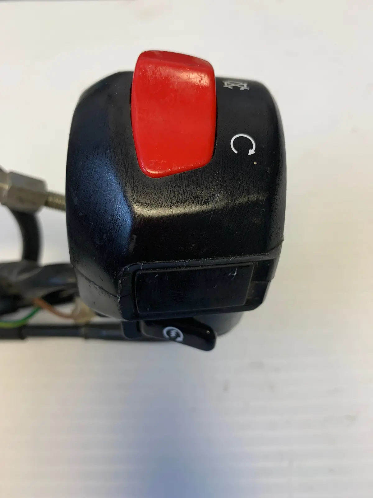 R6 Right Handlebar Switch With Cables 1