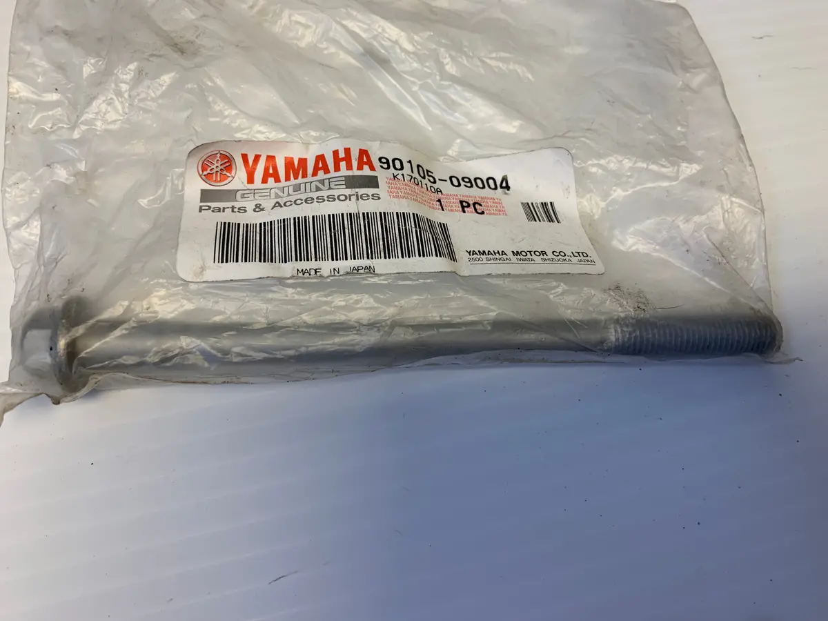Yz Wr Cylinder Bolt 1
