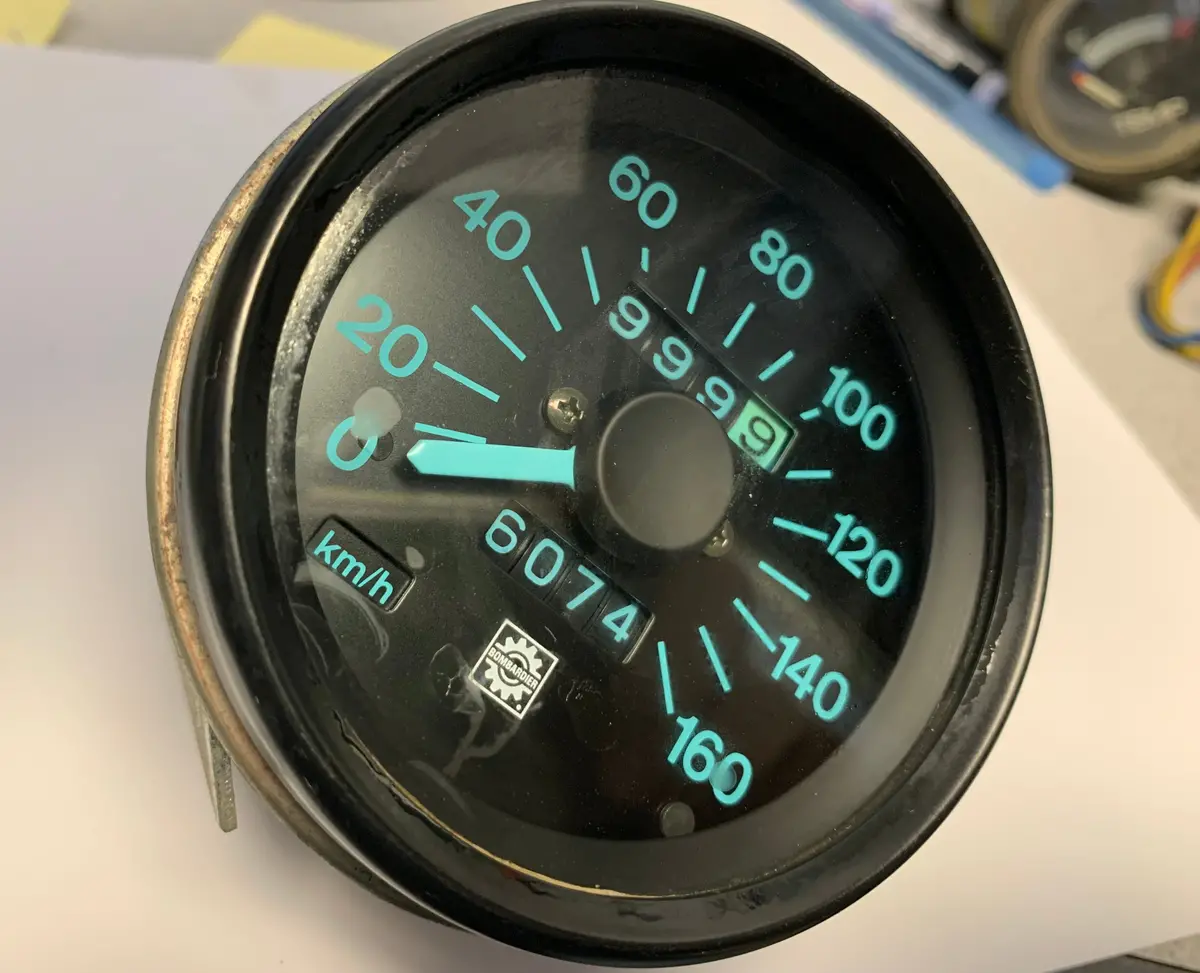 Formula Mach Speedo 1