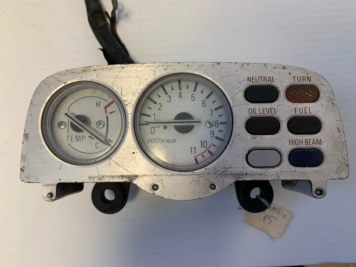 V-Max 1200 Dash Gauges 1