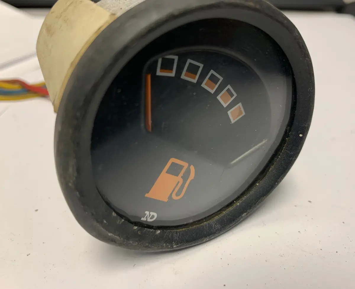 Mach Formula Fuel Gauge 1