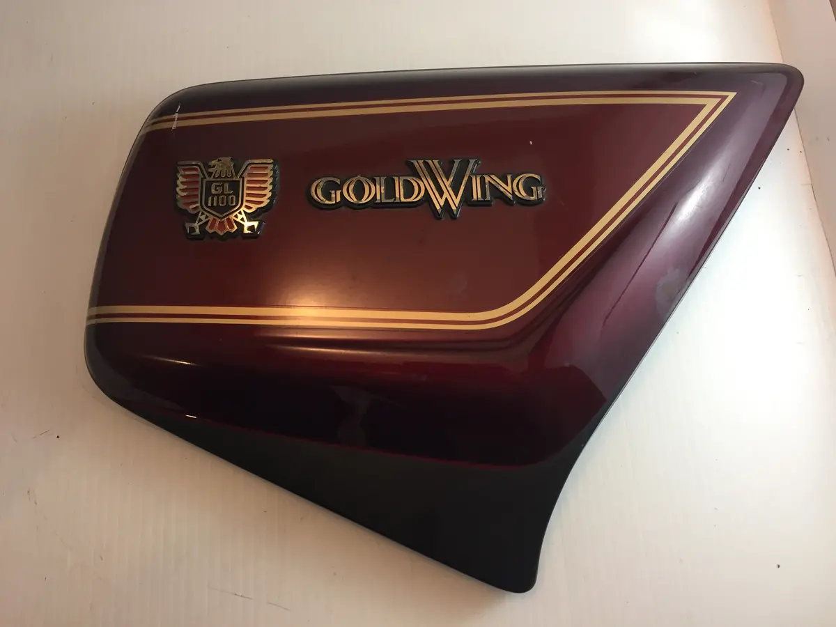 Gl1100 Right Side Cover 1