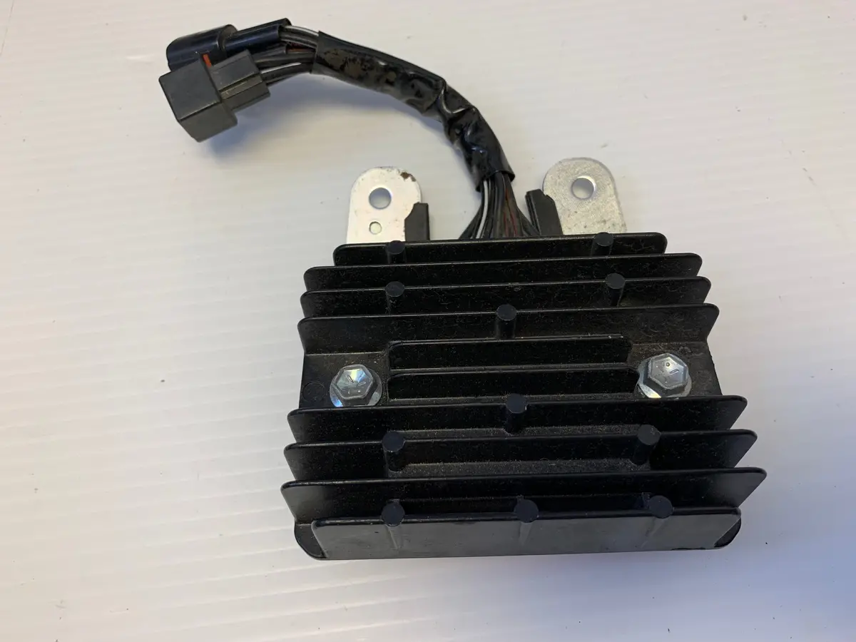 Gsx-R Regulator Rectifier 1