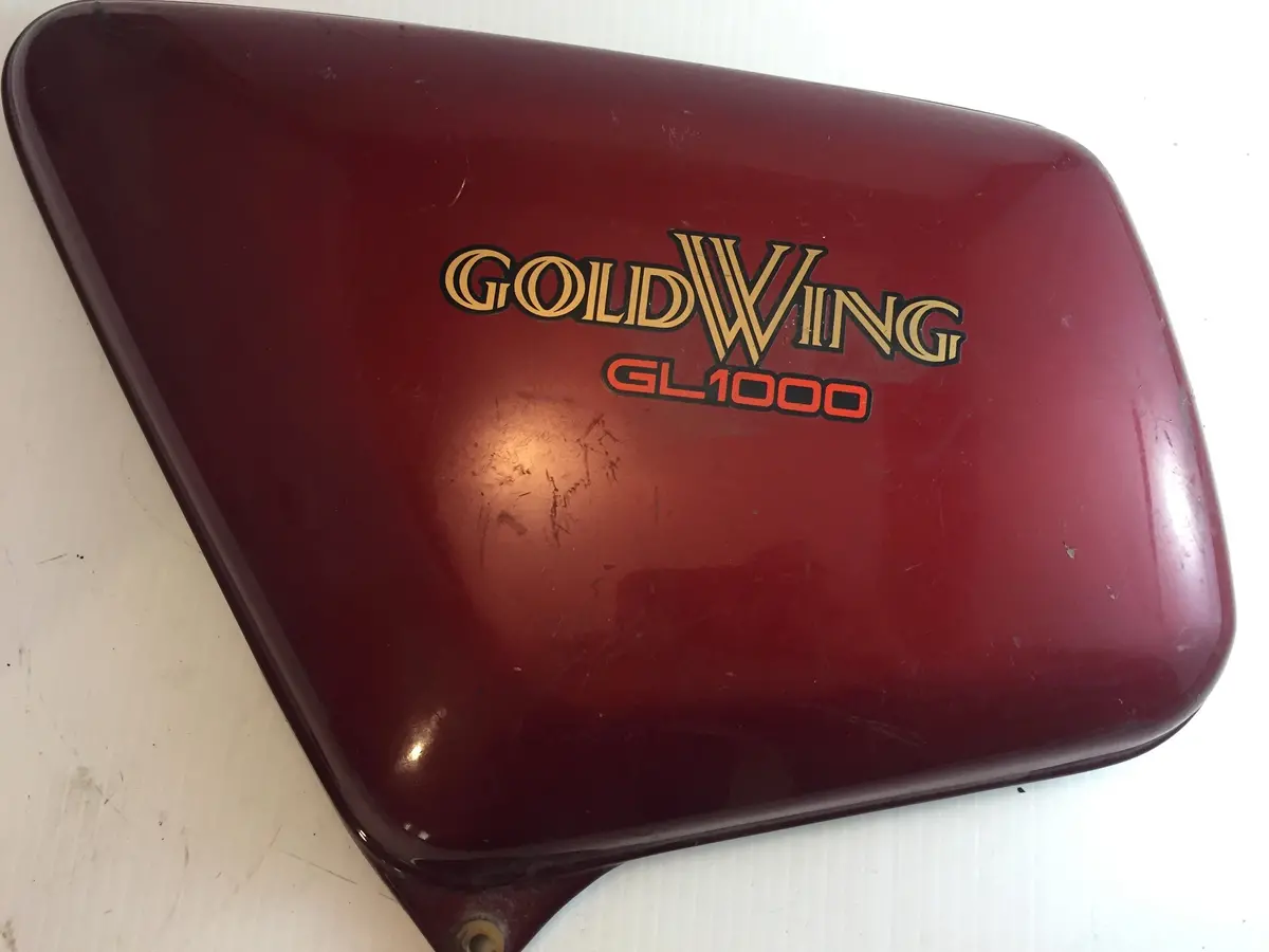 Gl1000 Left Red Side Cover 1