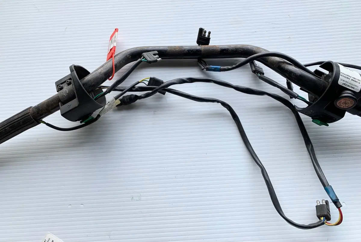 Arctic Cat Handlebars With Switches 1