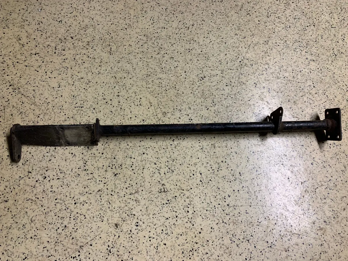 Polaris Indy Steering Post 1