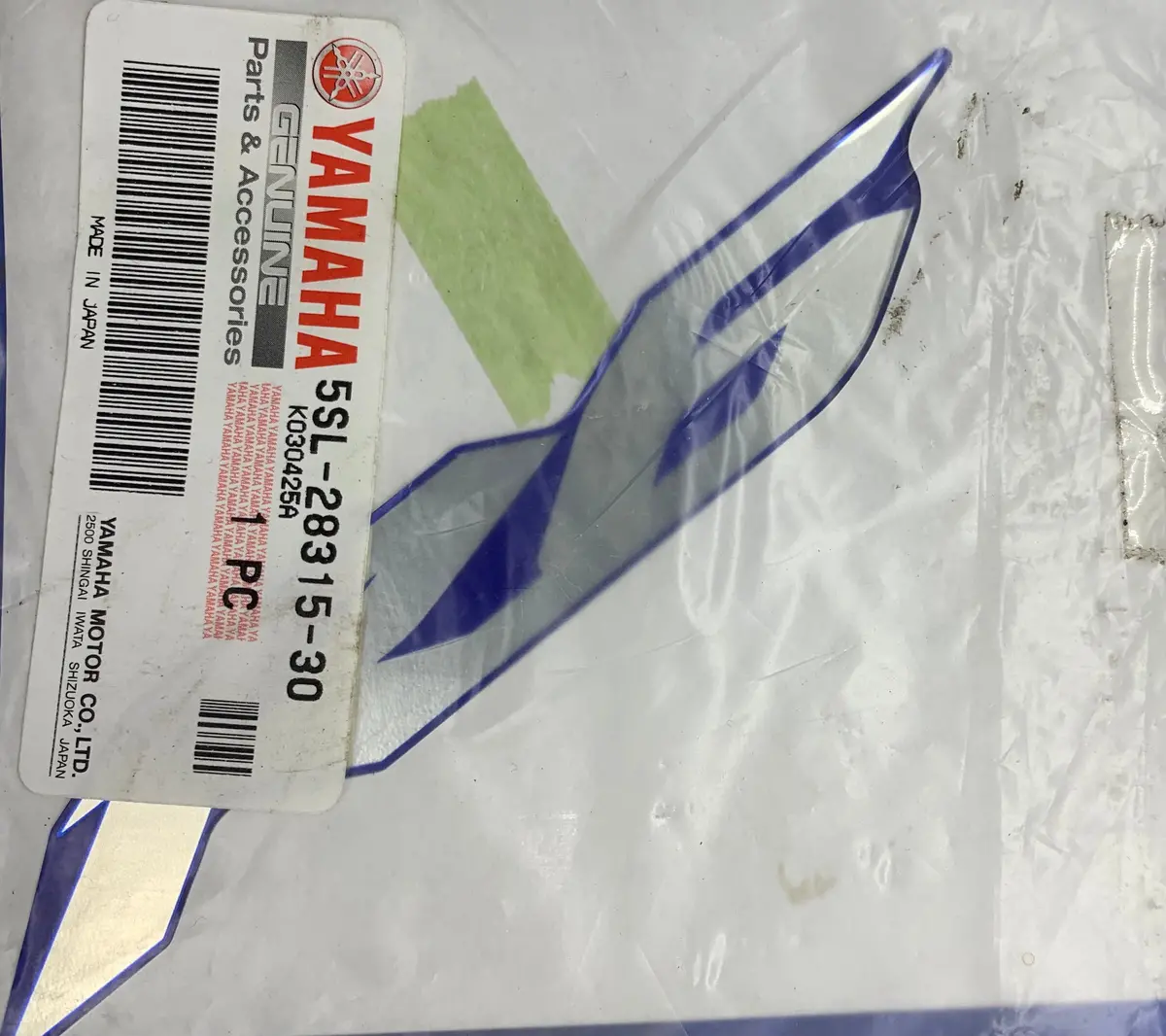 Yzfr6 Upper Cowl Left Decal 1