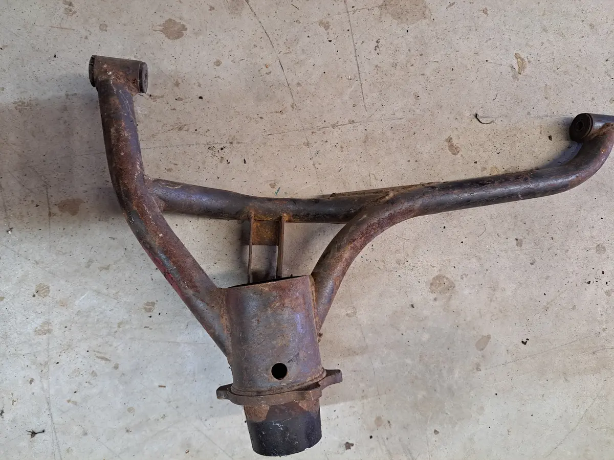 Lt300 King Quad Rear Left Suspension Arm 1