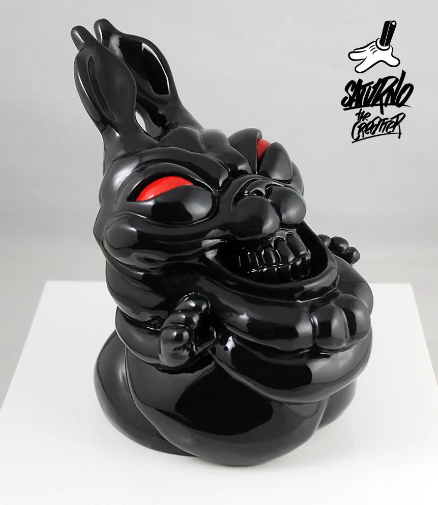 Saturno "Naughty Rabbit" Gloss Black Edition Resin Sculpture 1