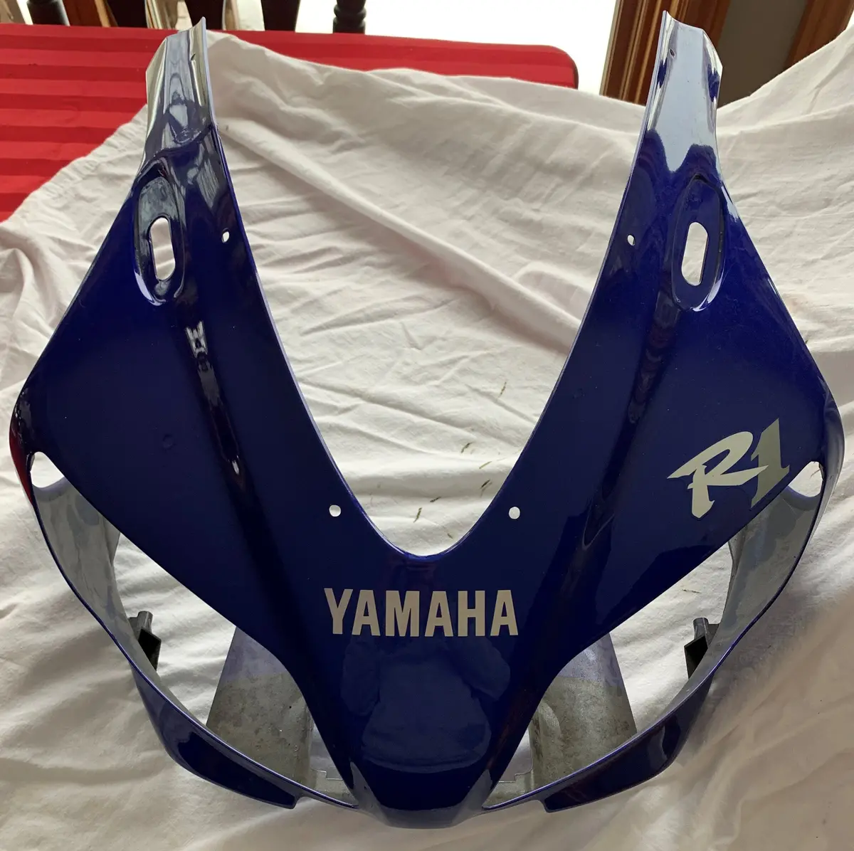 Yamaha R1 Blue Upper Fairing 1