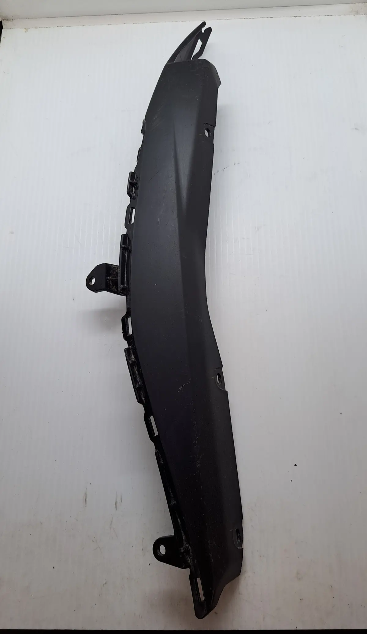 Yzfr3 Side Cover Mole 1