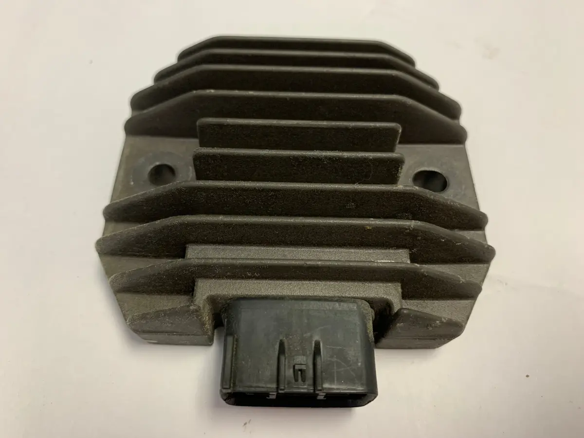 Yamaha Rhino/Grizzly Regulator Rectifier 1