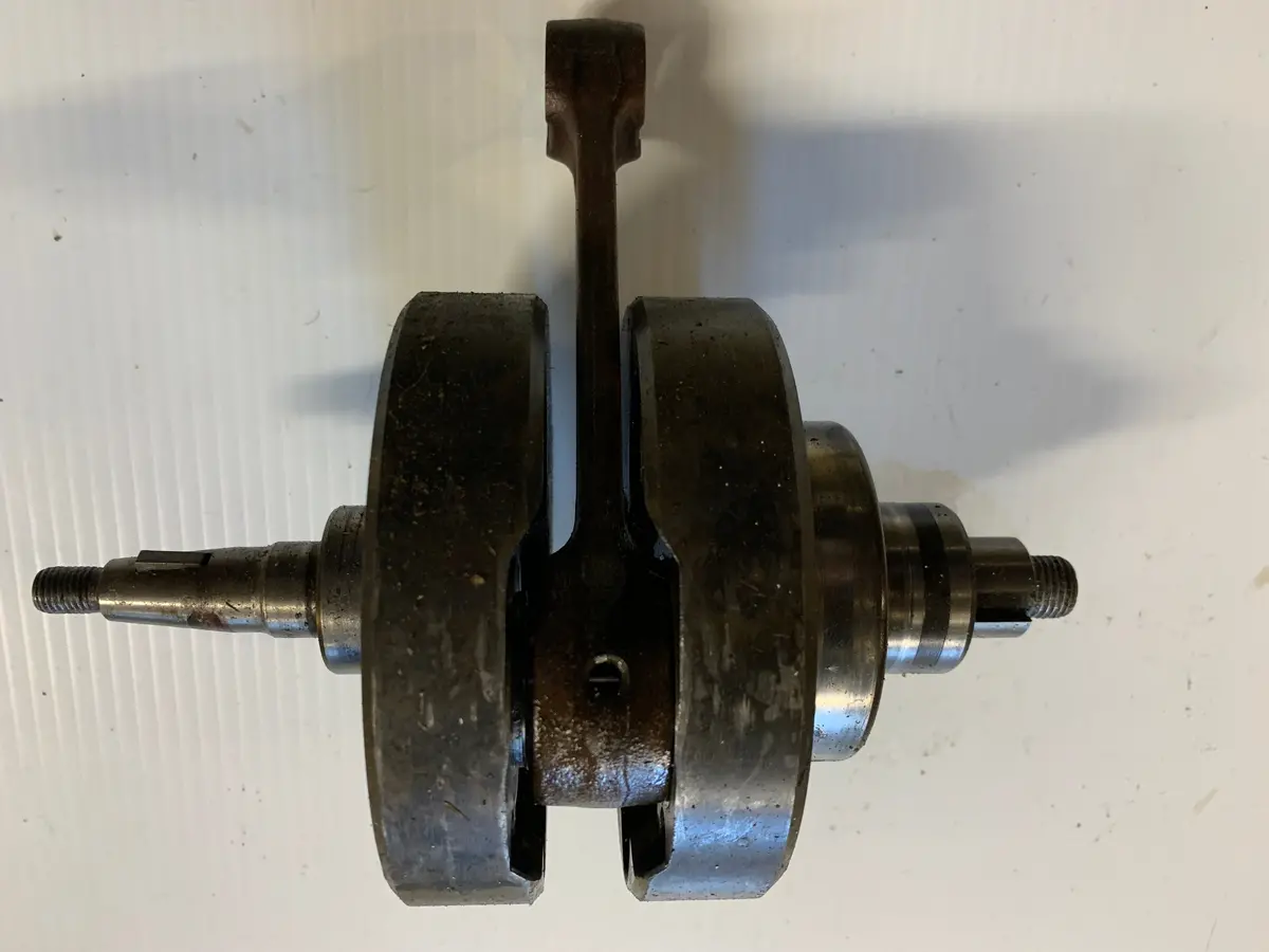 Rm465z Crankshaft 1