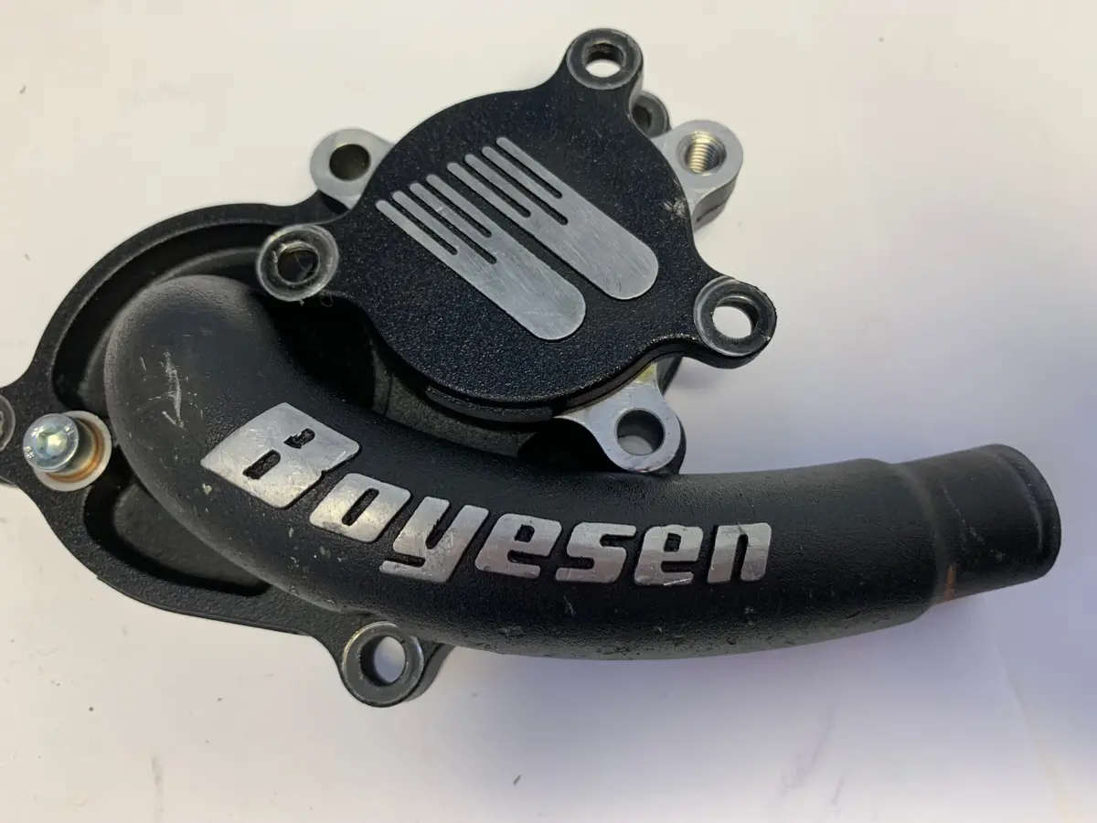 Rm-Z Boyseen Water Pump Cover 1