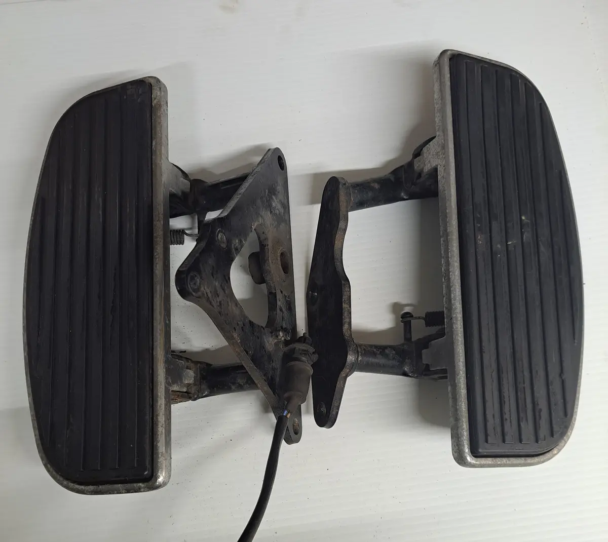 Vulcan Nomad 1500 Driver Floorboards 1