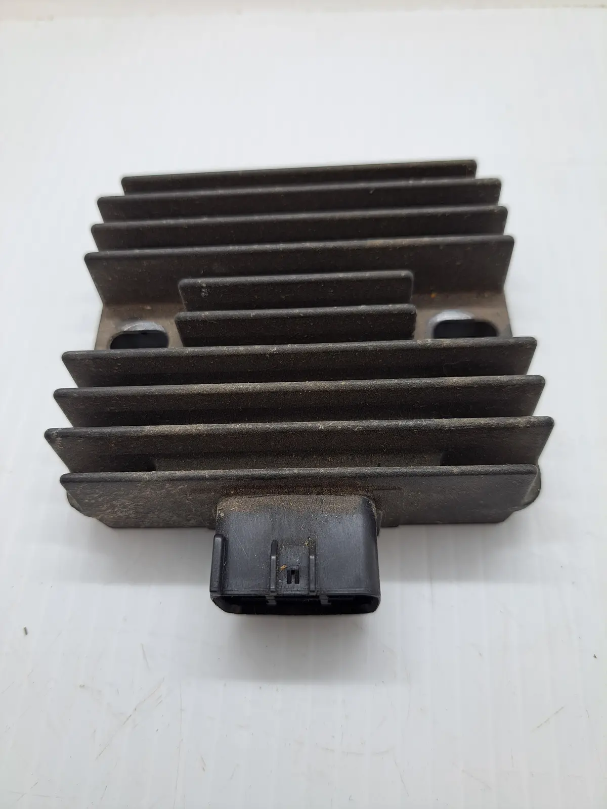 Kawasaki Voltage Regulator 1