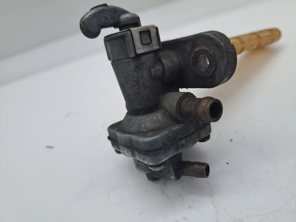 Gs Suzuki Fuel Petcock Assembly 1