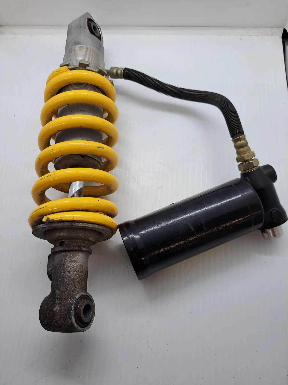 Triumph Tt600 Rear Shock With Linkage 1