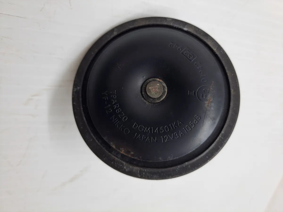 Suzuki Horn Assembly 1